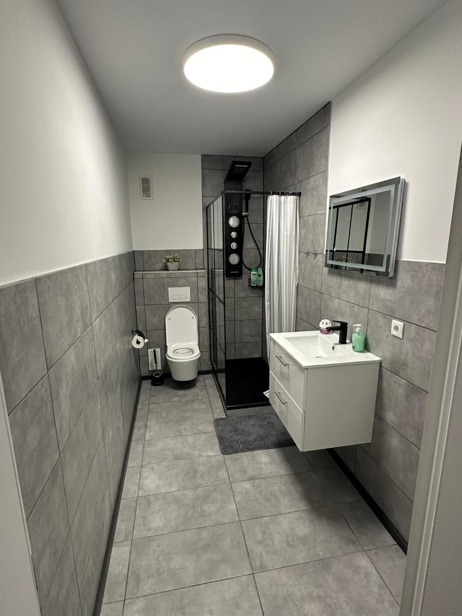 Schoenes Apartment Deluxe - Zentrum Oldenburg Dış mekan fotoğraf